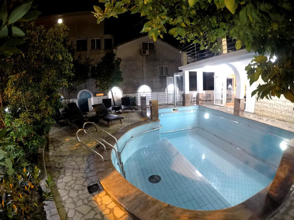 Villa Golf Budva Eksteriør billede