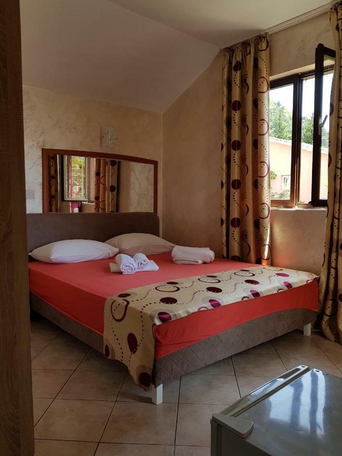 Villa Golf Budva Eksteriør billede